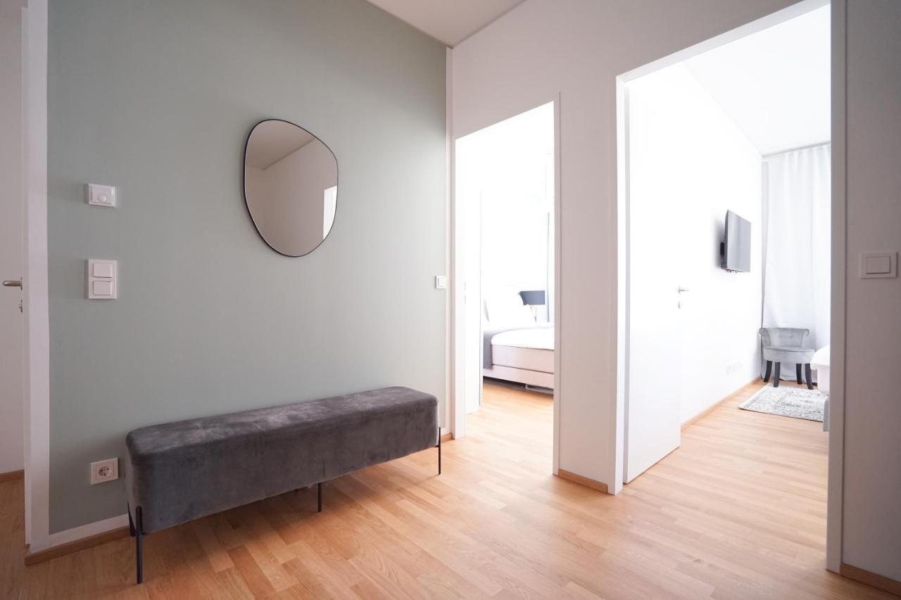 Exclusive 2-Bedroom Condo With Pool & Balcony Wien Exterior foto