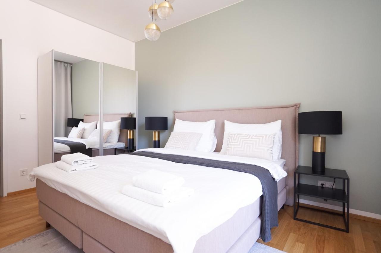 Exclusive 2-Bedroom Condo With Pool & Balcony Wien Exterior foto